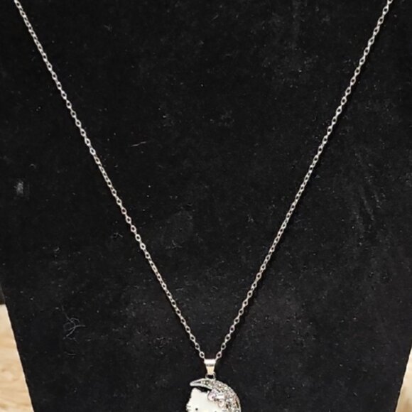 Hello Kitty “ I Love You To The Moon And Back” 2 Sided Necklace NIB - Picture 3 of 5